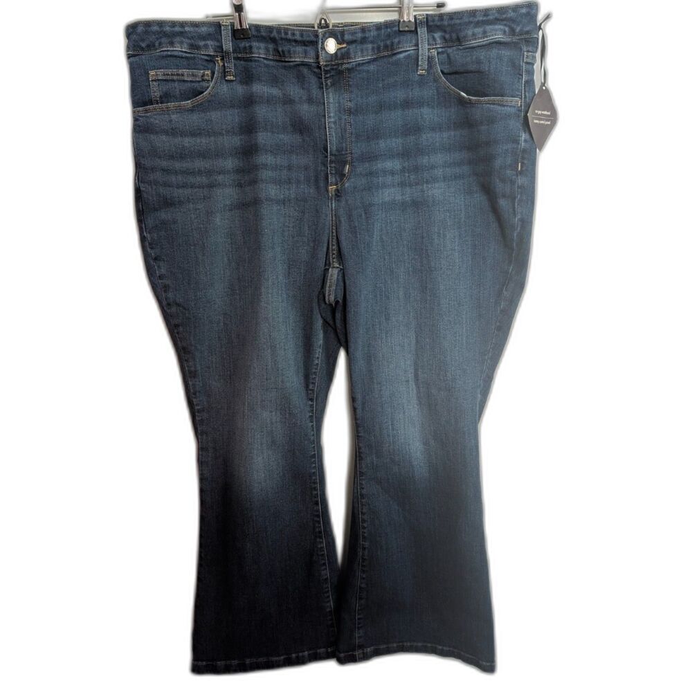 Ava & Viv Women's Flare High-Rise Fitted Hip & Thigh Stretch Jeans 24
